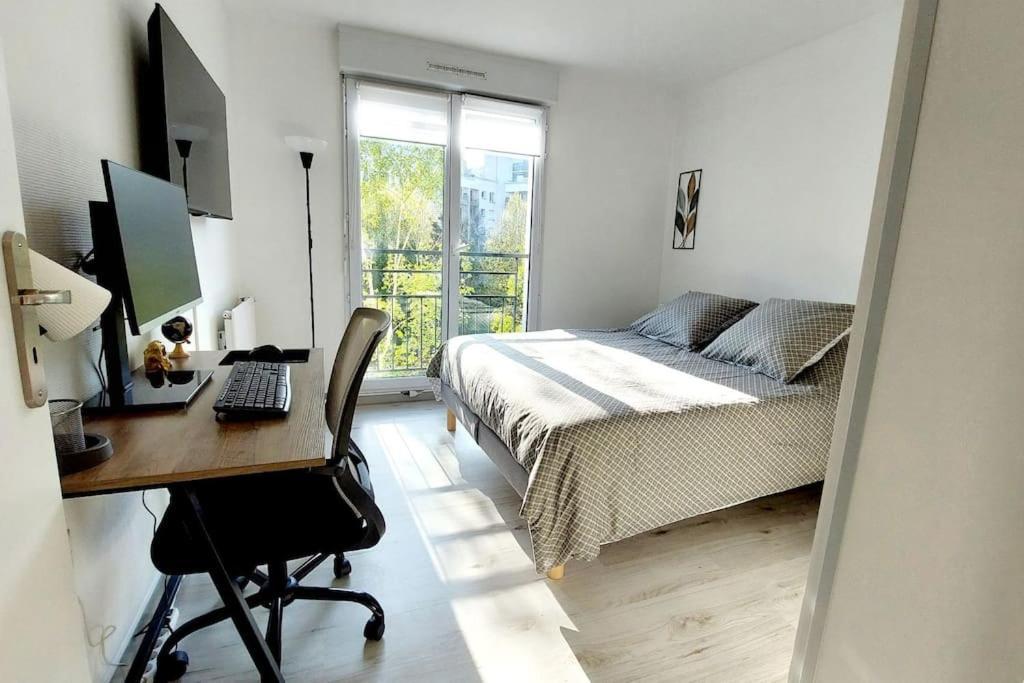 Cosy Home 2, 2 Chambres, 6 Personnes, 3 Min Gare, Parking セルジー エクステリア 写真